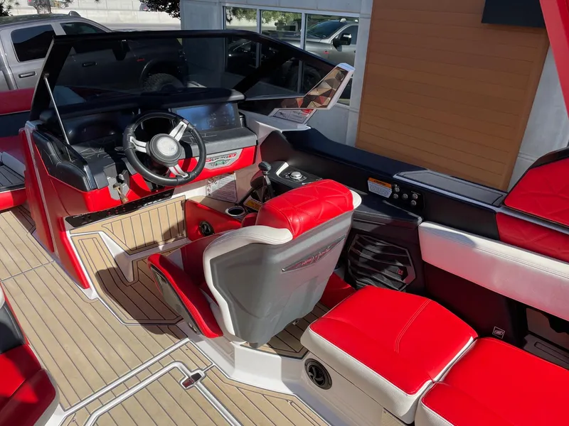 Slide: The Image of Nautique Super Air Nautique G23 Paragon 2020 - 6