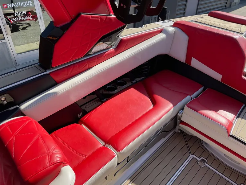 Slide: The Image of Nautique Super Air Nautique G23 Paragon 2020 - 7