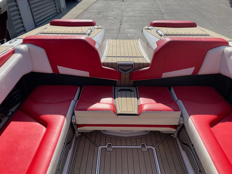 Slide: The Image of Nautique Super Air Nautique G23 Paragon 2020 - 8