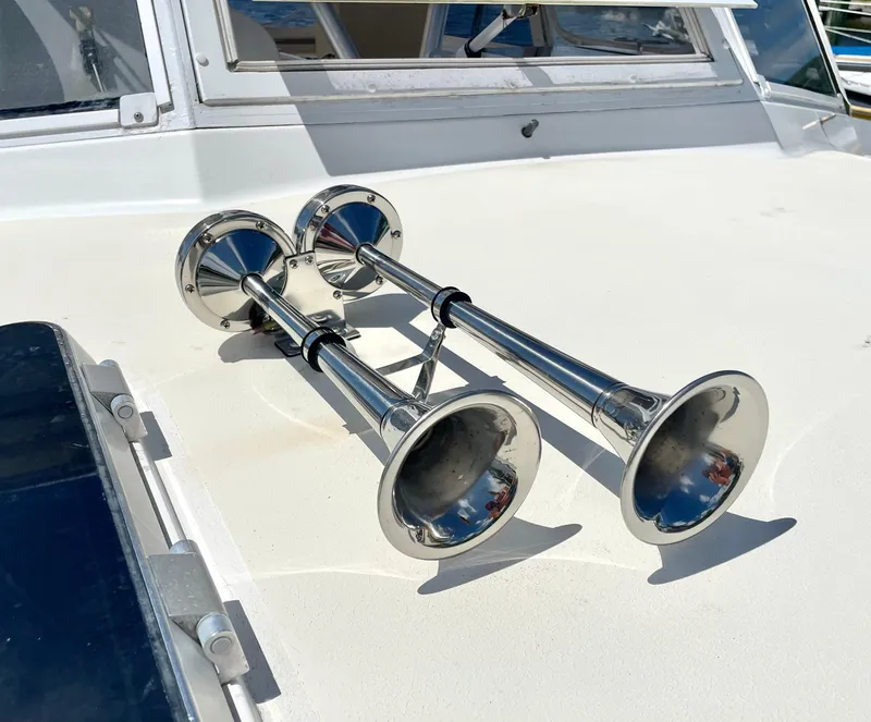 Slide: The Image of Legacy 40 Express 1997 - 31