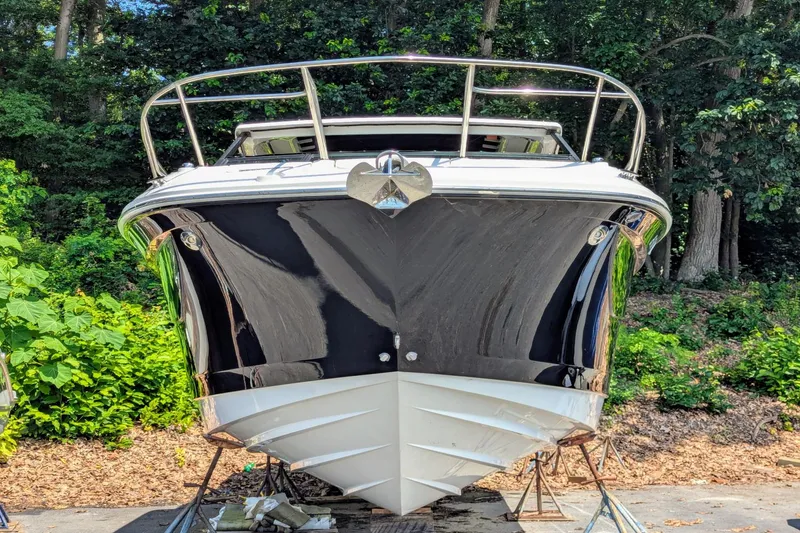 Slide: The Image of Sea Ray Sundancer 320 2023 - 64