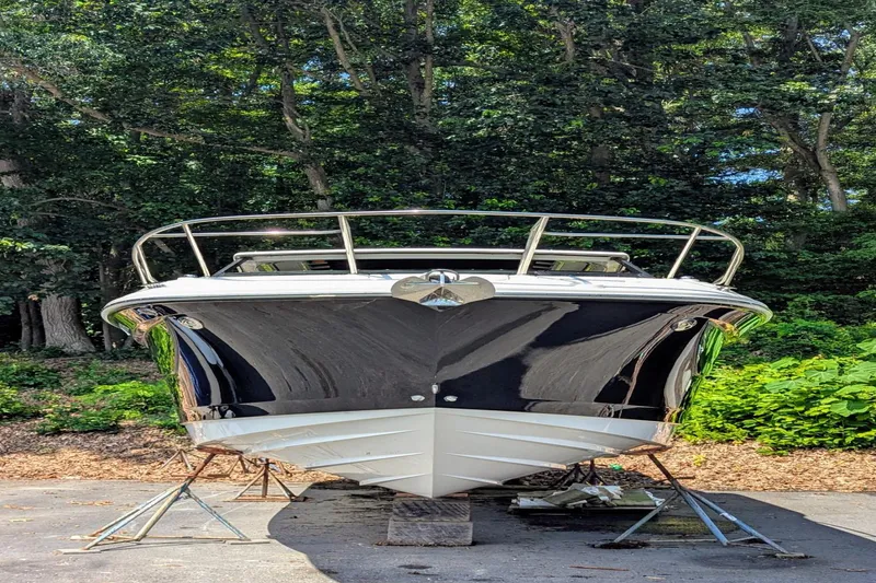 Slide: The Image of Sea Ray Sundancer 320 2023 - 65