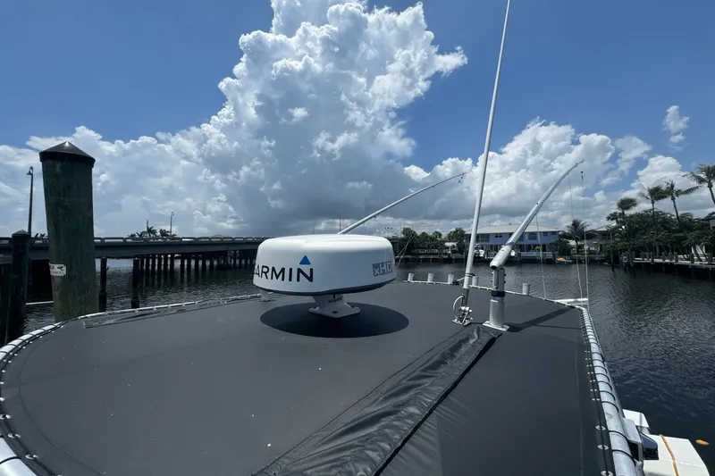 Slide: The Image of SeaVee 290B 2006 - 23