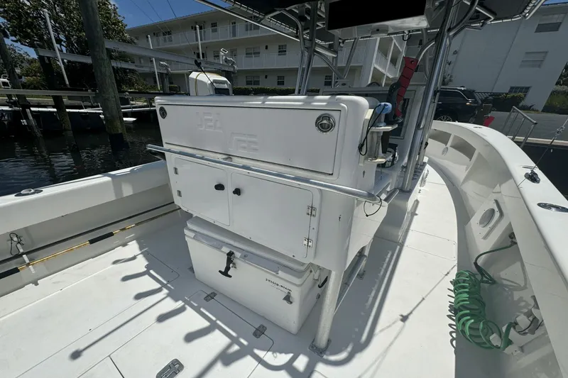 Slide: The Image of SeaVee 290B 2006 - 25
