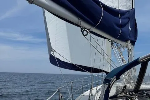 Slide: The Image of Catalina 36 MkII 2000 - 63