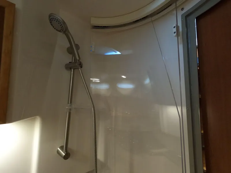 Slide: The Image of Cutwater C-30 Sedan 2020 - 63