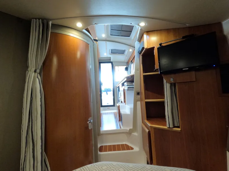 Slide: The Image of Cutwater C-30 Sedan 2020 - 66