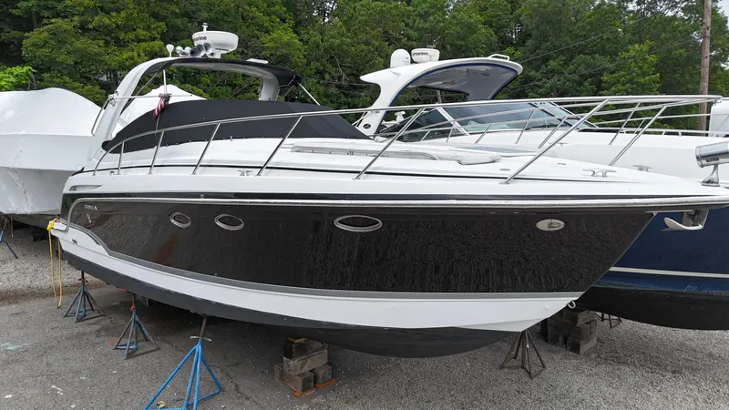 Slide: The Image of Formula 31 Performance Cruiser 2007 - 3