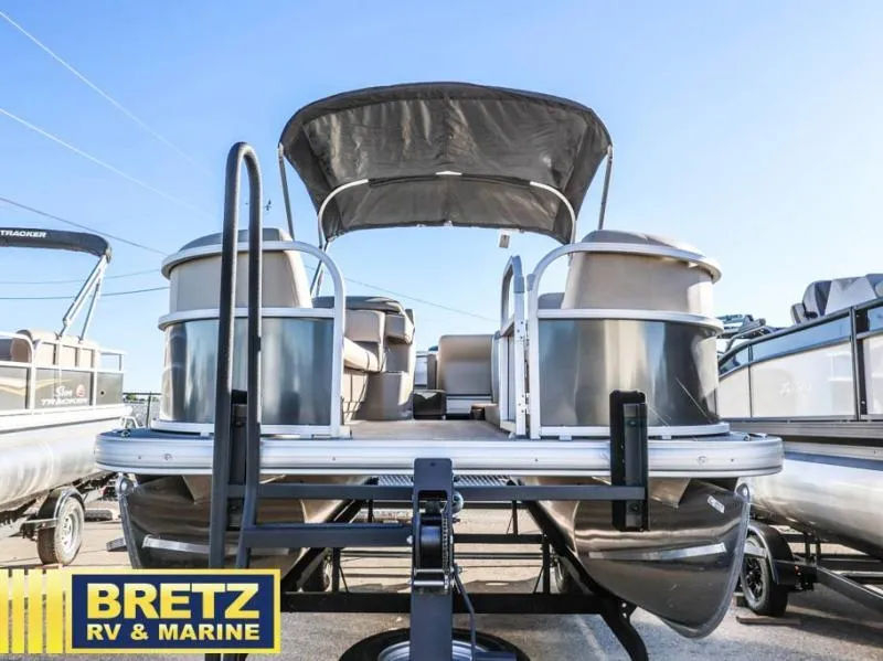 Slide: The Image of Party Barge 18 DLX 2025 - 5