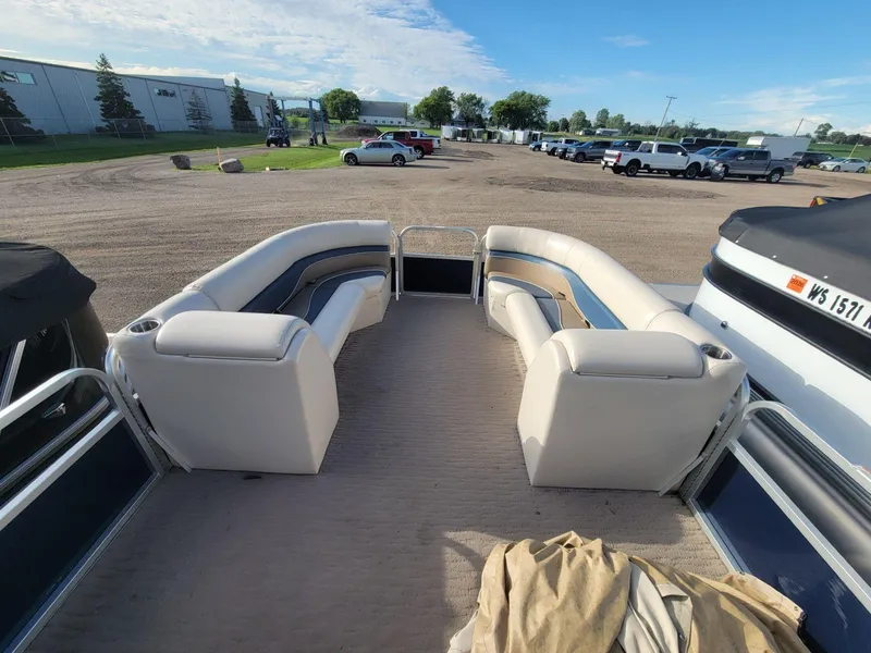 Slide: The Image of Misty Harbor 2585 Biscayne Bay Cruiser 2012 - 10