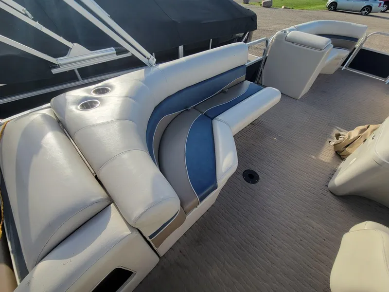 Slide: The Image of Misty Harbor 2585 Biscayne Bay Cruiser 2012 - 14