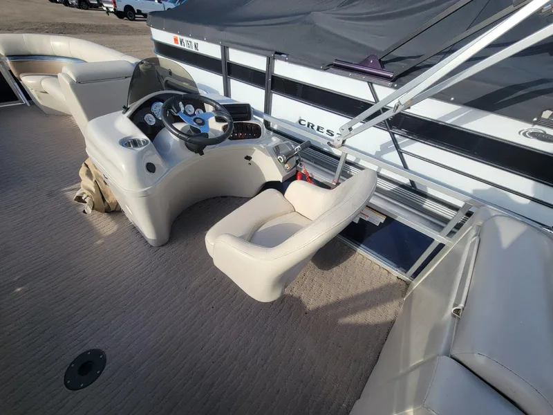 Slide: The Image of Misty Harbor 2585 Biscayne Bay Cruiser 2012 - 15