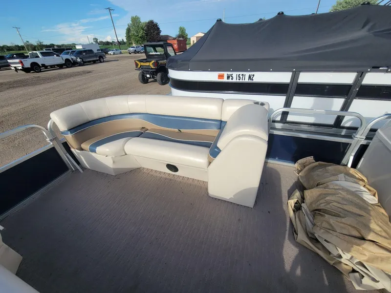 Slide: The Image of Misty Harbor 2585 Biscayne Bay Cruiser 2012 - 7