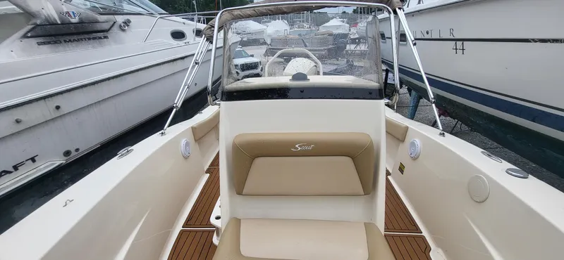 Slide: The Image of Scout 195 Sportfish 2020 - 7
