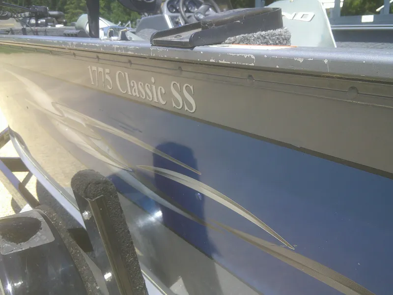 Slide: The Image of Lund 1775 Classic SS 2006 - 18