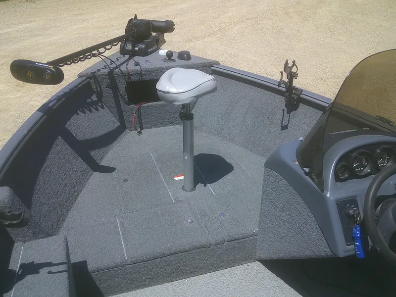 Slide: The Image of Lund 1775 Classic SS 2006 - 3