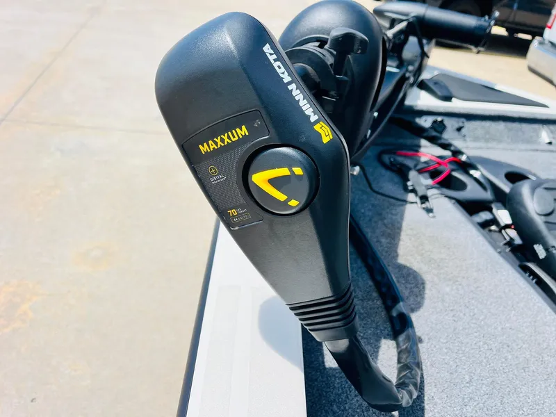 Slide: The Image of Minn Kota Maxxum trolling motor on 2024 Tracker Pro Team 175 TXW boat. - 9