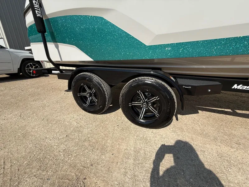 Slide: The Image of MasterCraft NXT 22 2021 - 43