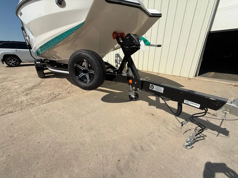 Slide: The Image of MasterCraft NXT 22 2021 - 45