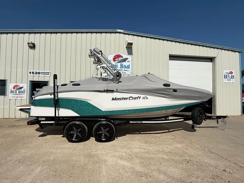 Slide: The Image of MasterCraft NXT 22 2021 - 47