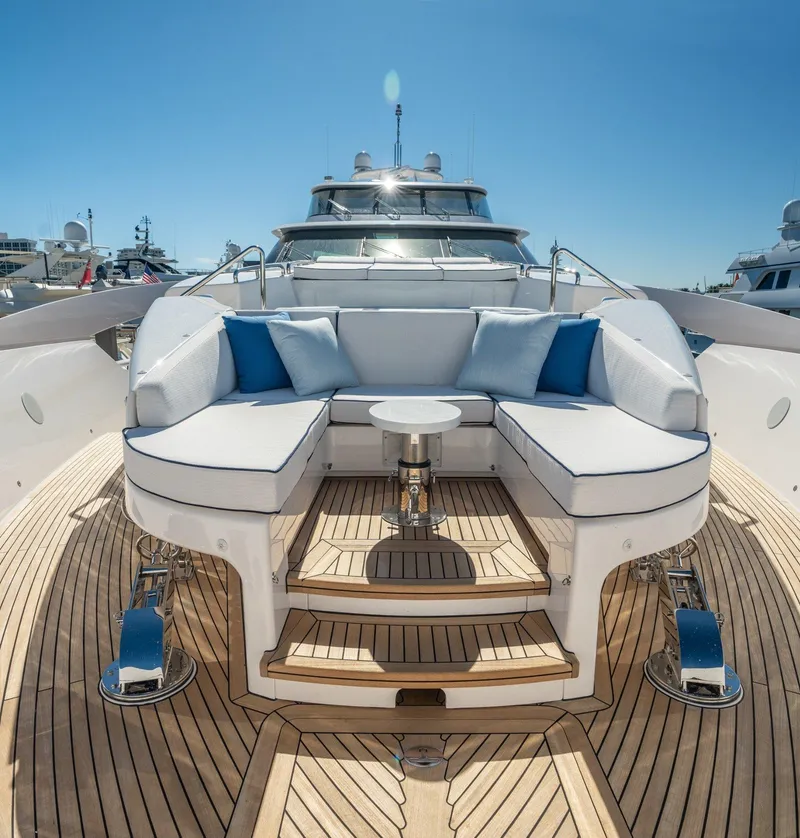 Slide: The Image of Luxurious Horizon 122RP yacht cruising at sunset, 2025 model. - 14