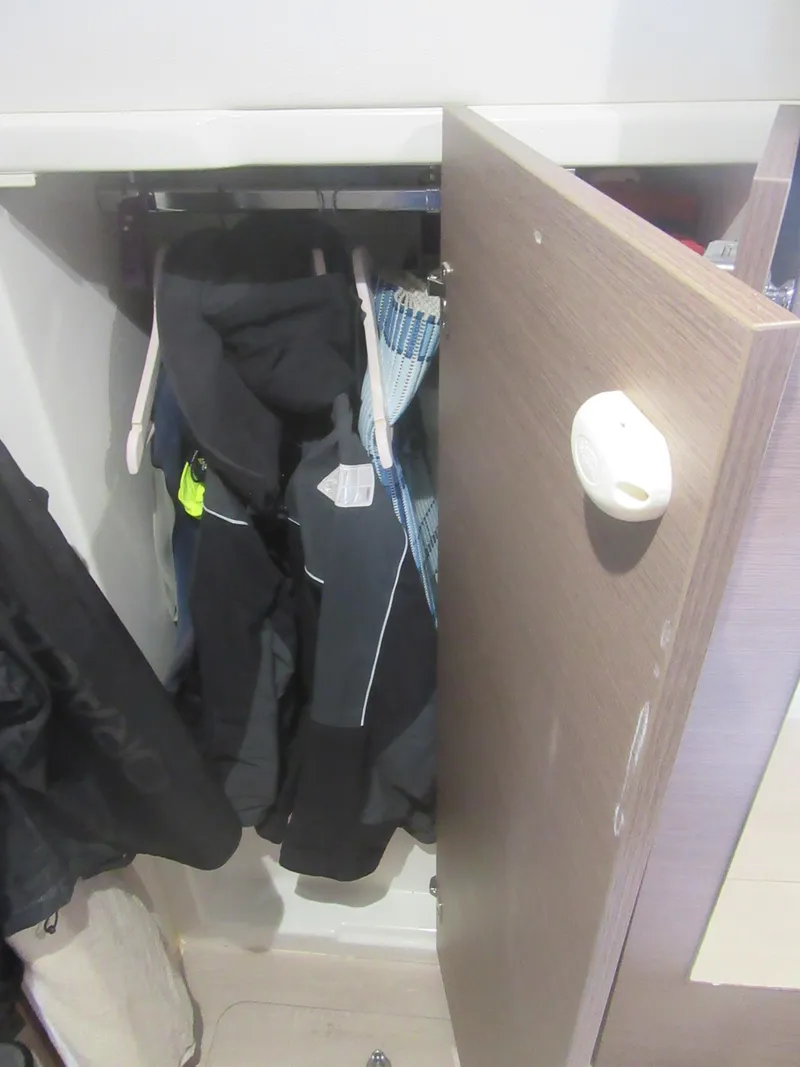 Slide: The Image of Bali 4.1 2020 - 115