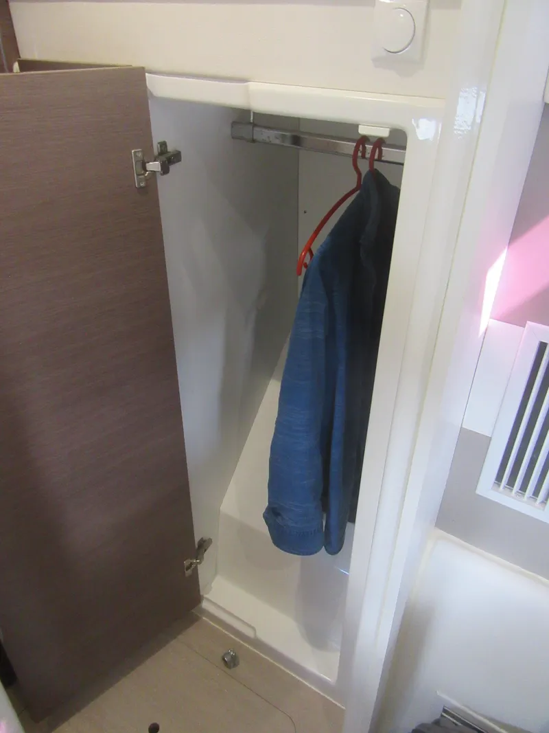 Slide: The Image of Bali 4.1 2020 - 145