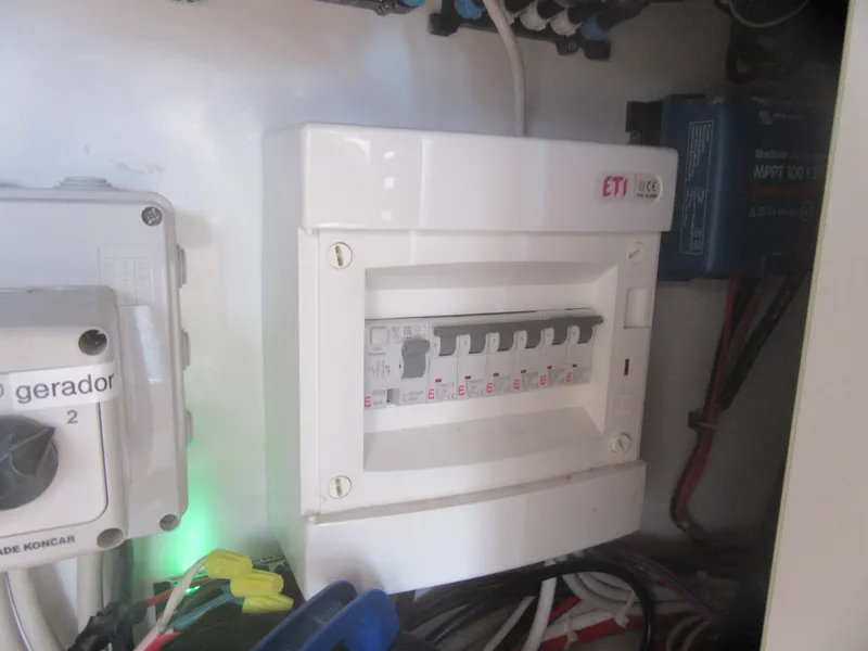 Slide: The Image of Bali 4.1 2020 - 95