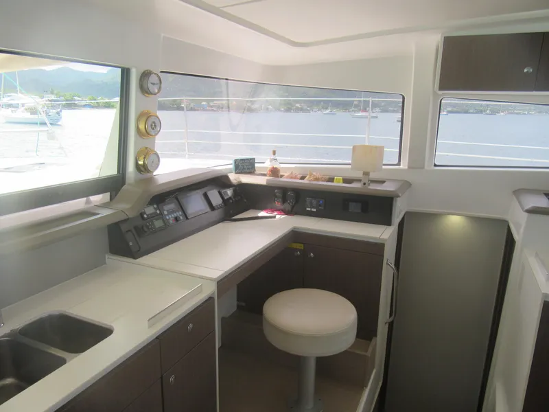 Slide: The Image of Bali 4.1 2020 - 99