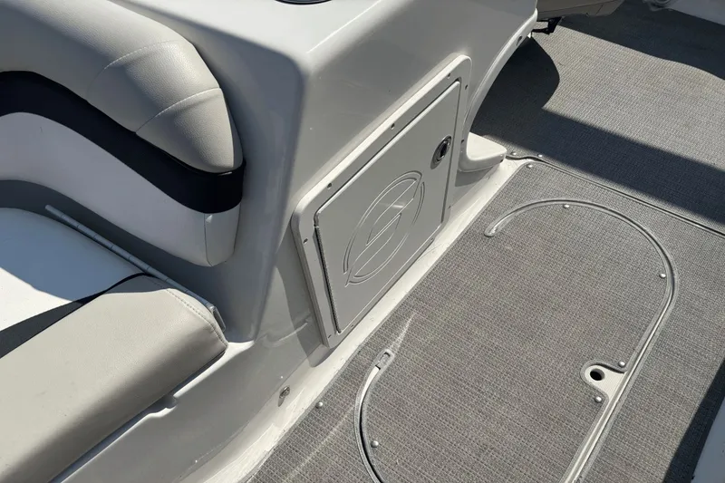 Slide: The Image of Starcraft 2000 Limited 2017 - 13