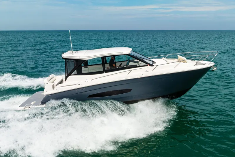 Slide: The Image of Regal 36 Grande Coupe 2022 - 13