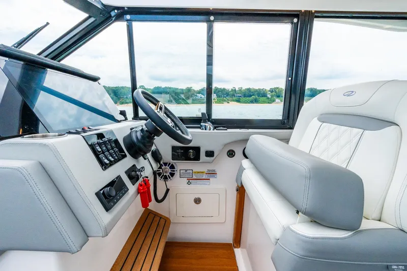 Slide: The Image of Regal 36 Grande Coupe 2022 - 18