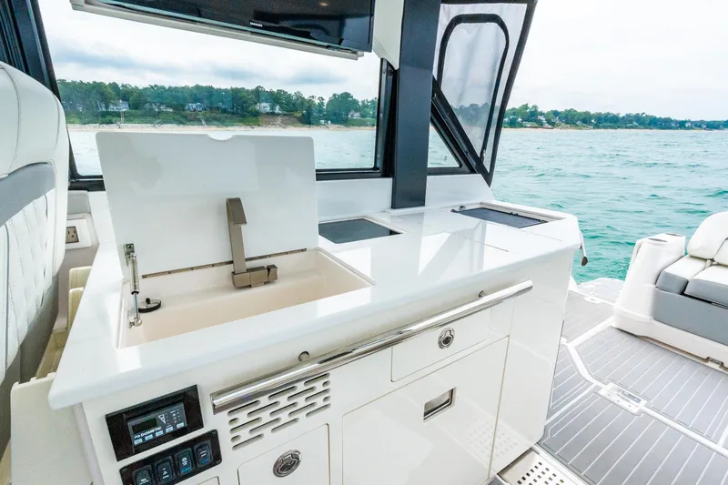 Slide: The Image of Regal 36 Grande Coupe 2022 - 28