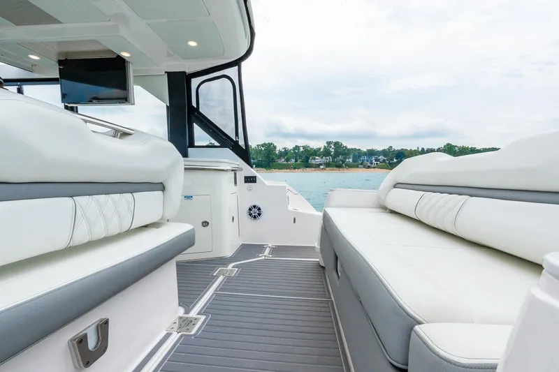 Slide: The Image of Regal 36 Grande Coupe 2022 - 35