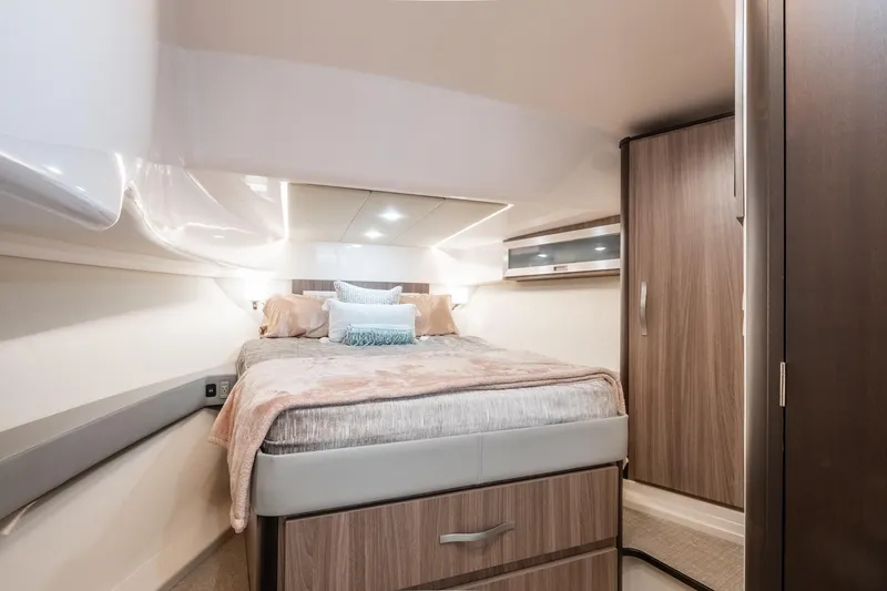 Slide: The Image of Regal 36 Grande Coupe 2022 - 46