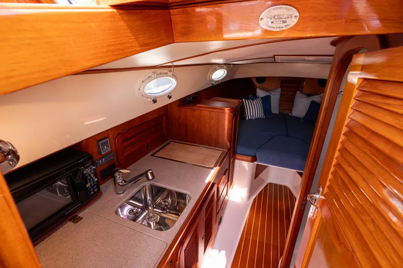 Slide: The Image of Hinckley Yachts Picnic Boat EP 2008 - 30