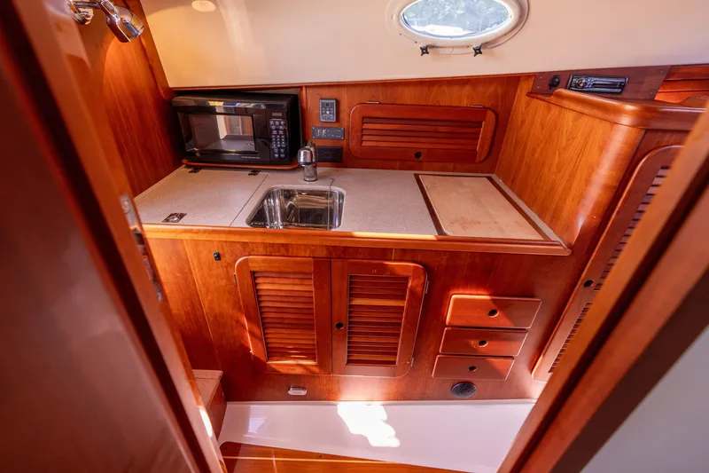 Slide: The Image of Hinckley Yachts Picnic Boat EP 2008 - 32