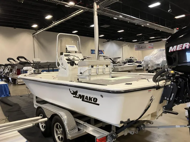 Slide: The Image of Mako 21 LTS 2017 - 2
