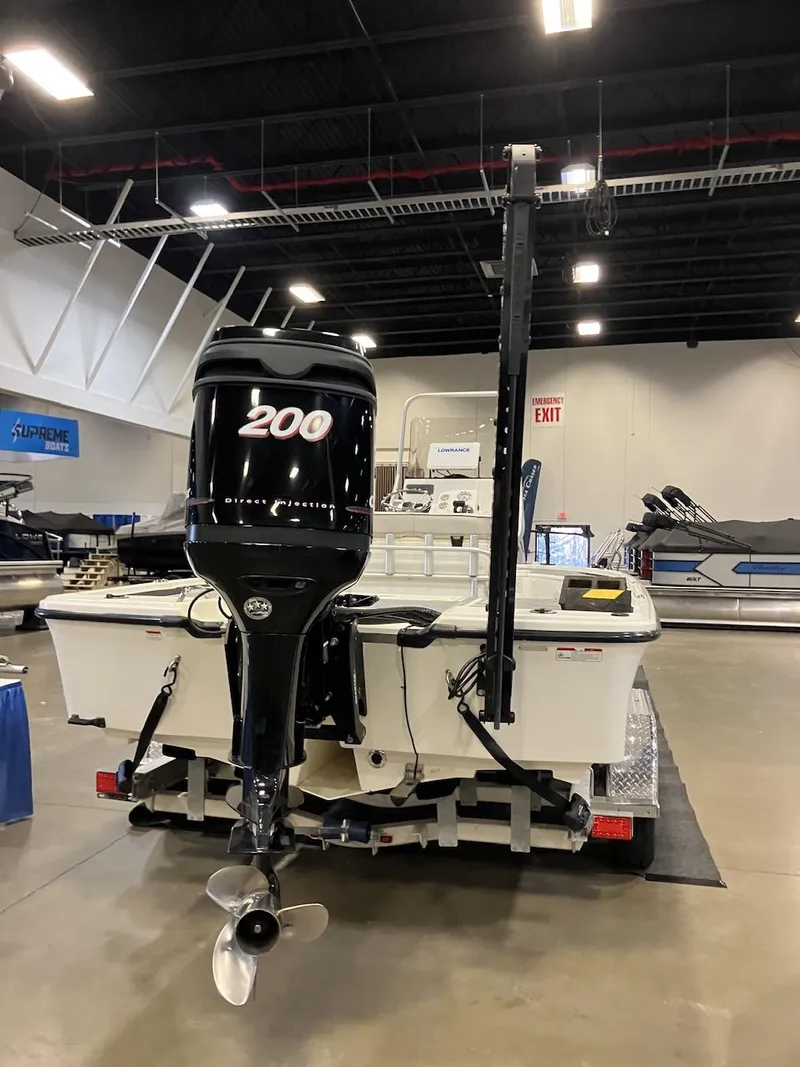 Slide: The Image of Mako 21 LTS 2017 - 3