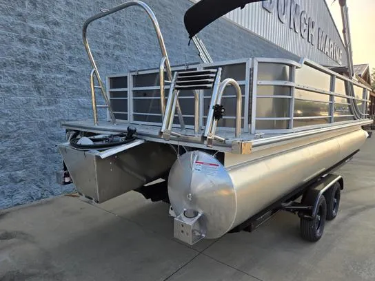 Slide: The Image of South Bay 224FCR LE 2026 - 12