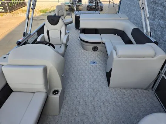 Slide: The Image of South Bay 224FCR LE 2026 - 5