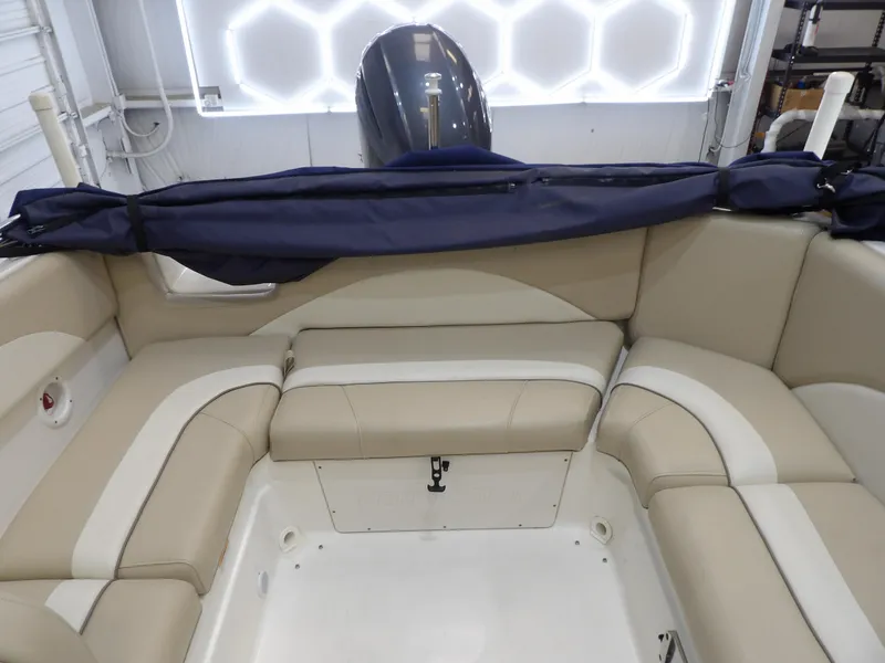 Slide: The Image of NauticStar 223 DC SPORT DECK DB 2017 - 21