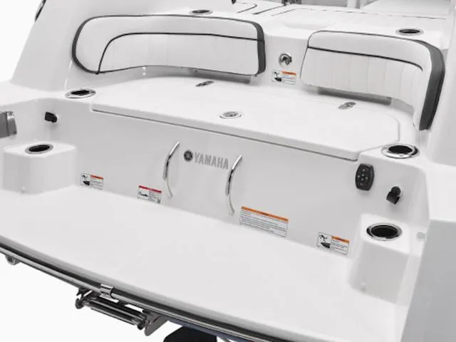 Slide: The Image of Yamaha 252 FSH Sport 2025 - 6