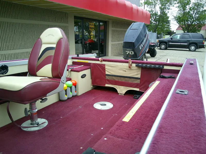 Slide: The Image of Alumacraft Dominator 165 CS 1996 - 10