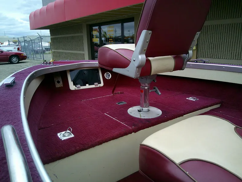 Slide: The Image of Alumacraft Dominator 165 CS 1996 - 9