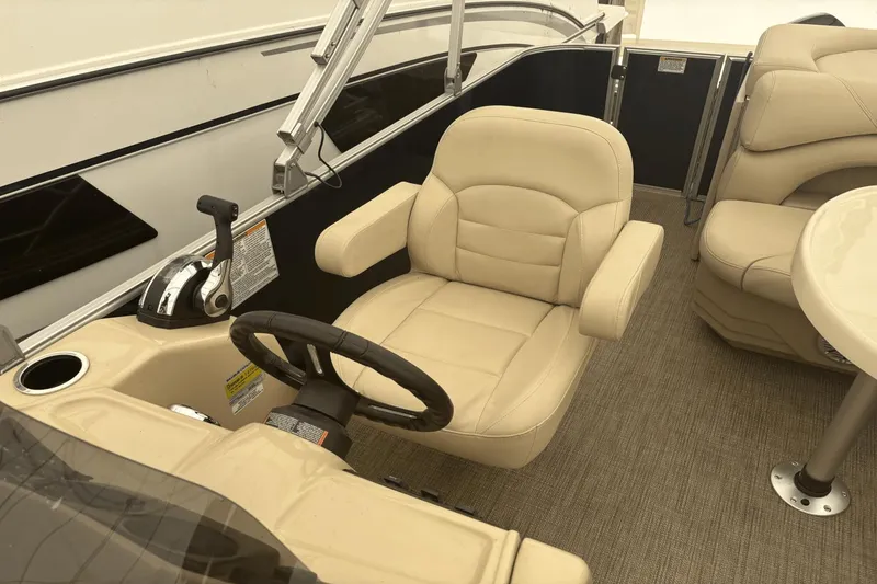 Slide: The Image of Sylvan 820 Mirage 2018 - 2