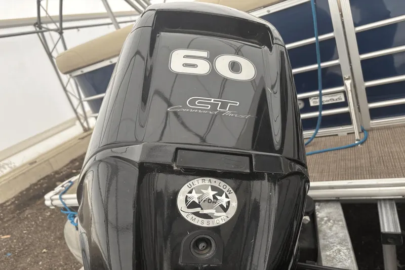 Slide: The Image of Sylvan 820 Mirage 2018 - 4