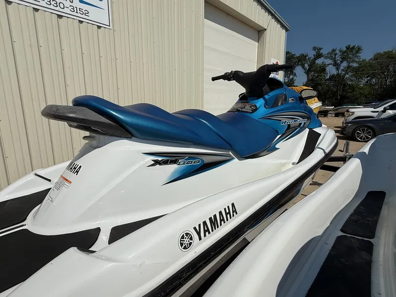 Slide: The Image of Yamaha 800 XLT 2005 - 12