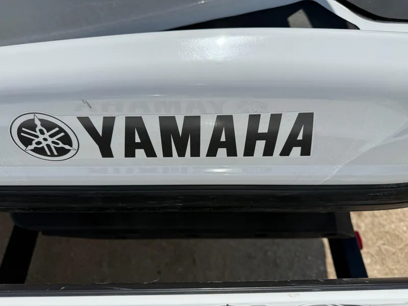 Slide: The Image of Yamaha 800 XLT 2005 - 4