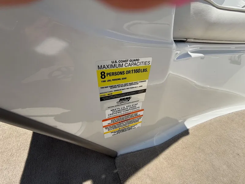 Slide: The Image of Crownline Boats 18 SS 2011 - 23